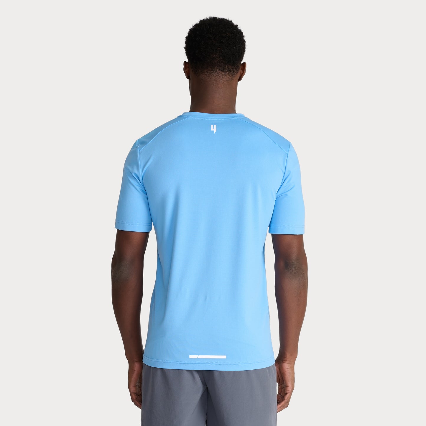 PERFORMANCE TEE SKY BLUE