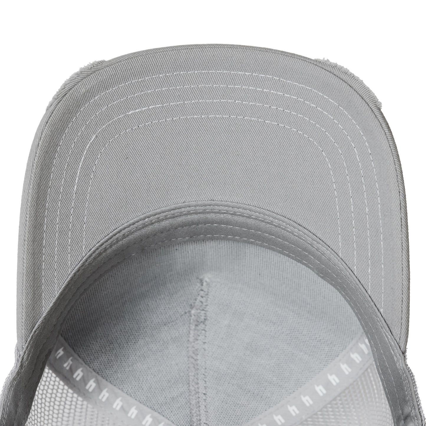 GREY CAP WHITE STITCH CONTRAST