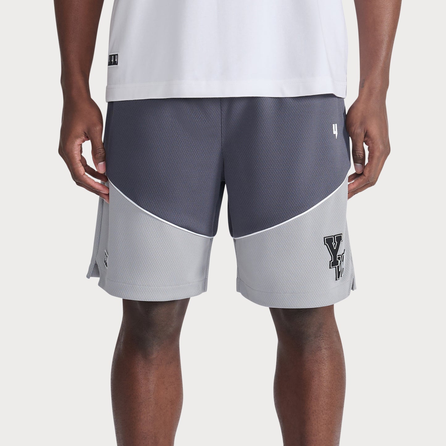 BASKETBALL SHORTS GREY