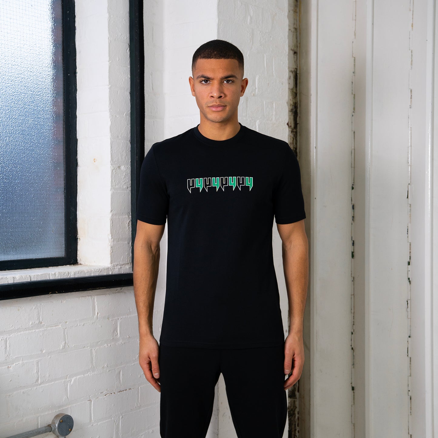 EIGHT Y LOGO TEE BLACK GREEN