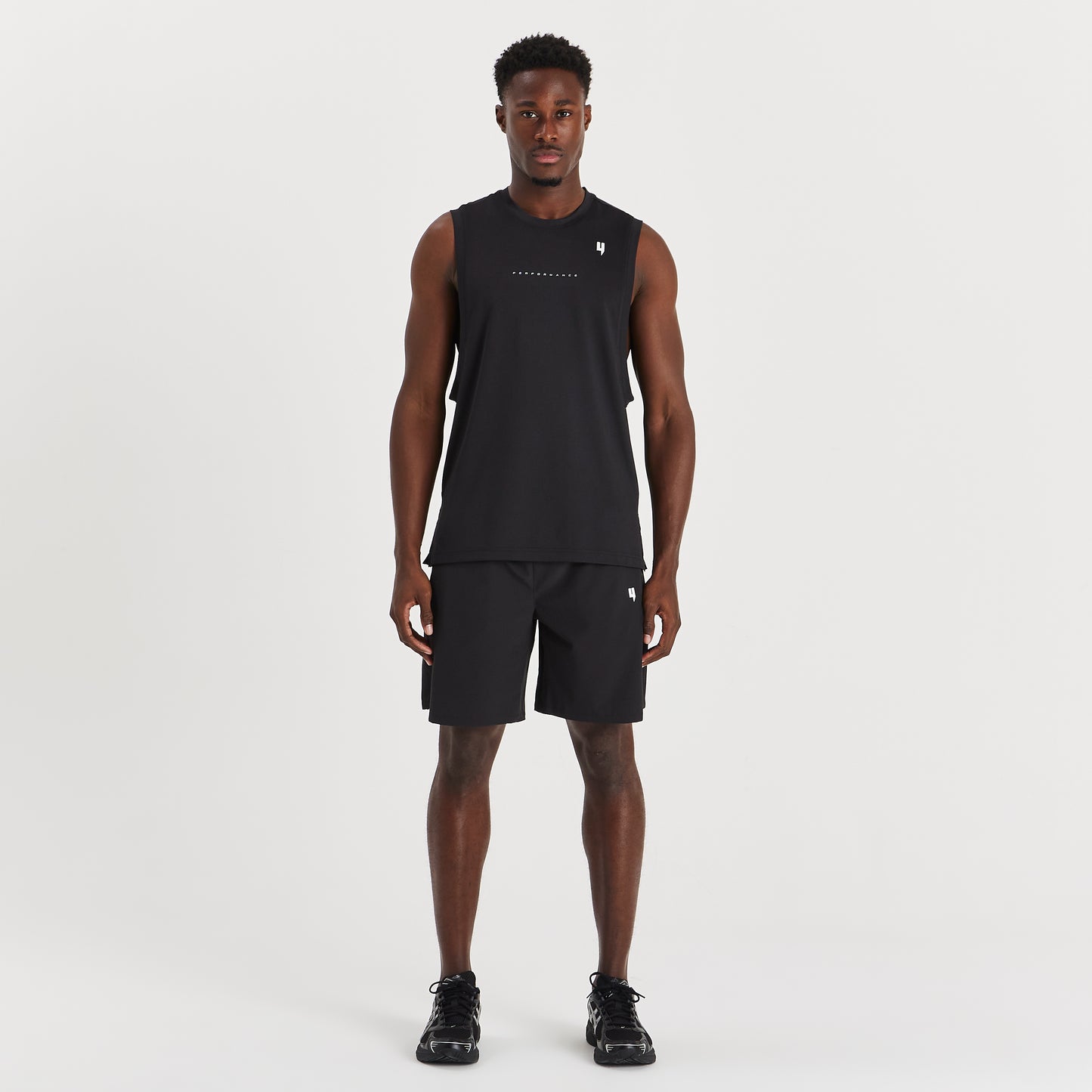 PERFORMANCE VEST BLACK