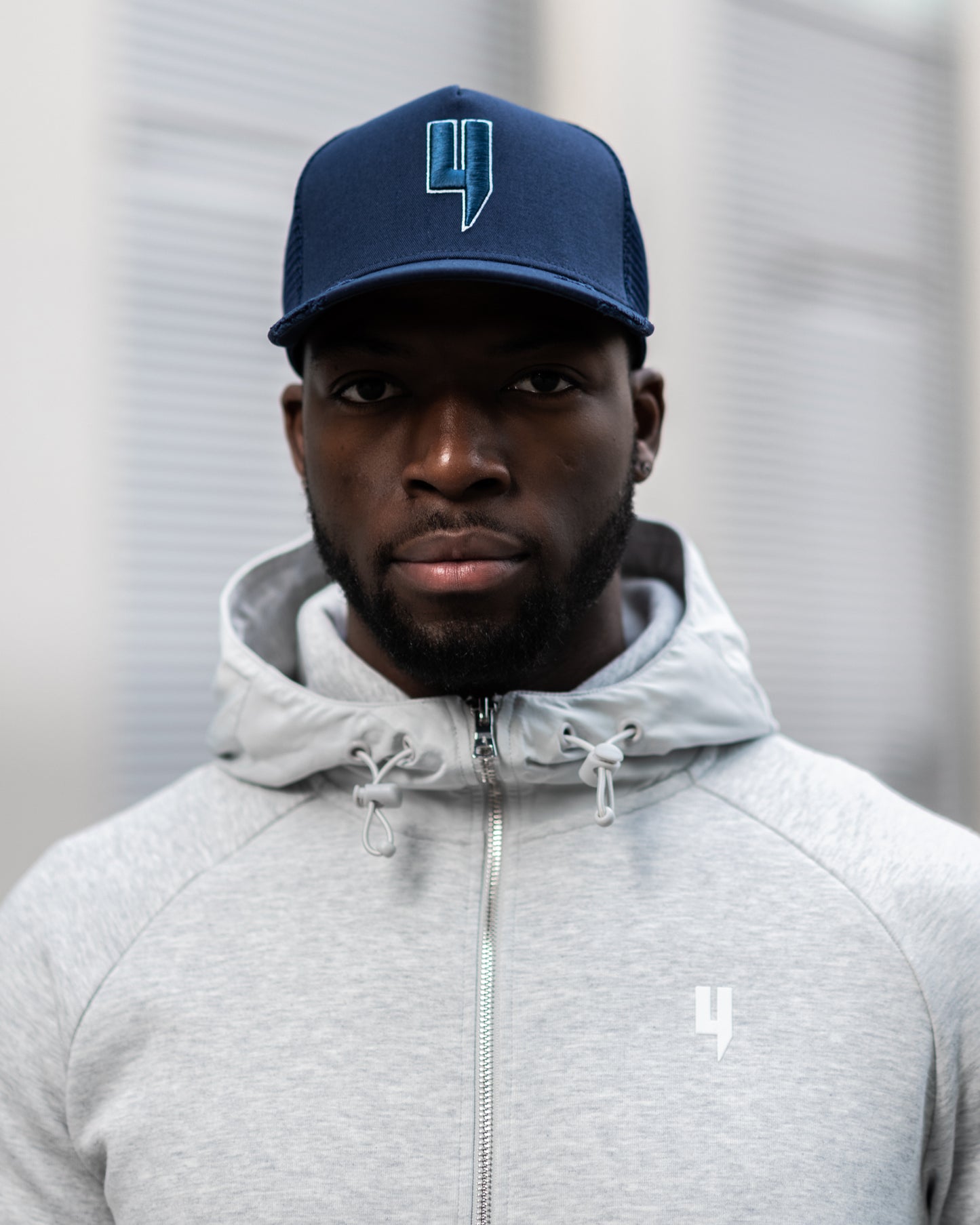 Y LOGO CASQUETTE MARINE CONTOUR BLANC